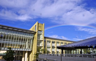 虹のキャンパス -ブログ用.jpg