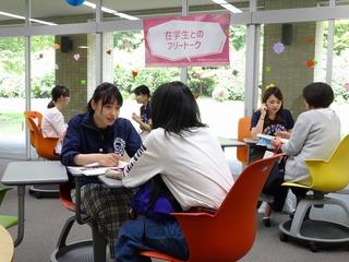 DSC090225.12在学生フリートーク.jpg