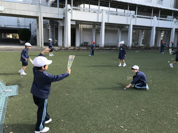 R7 1年生活はねつき③.JPG