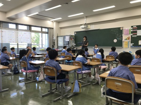 R7 1年生　朝の会.jpg