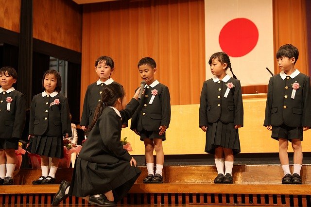 R8入学式０３.jpg