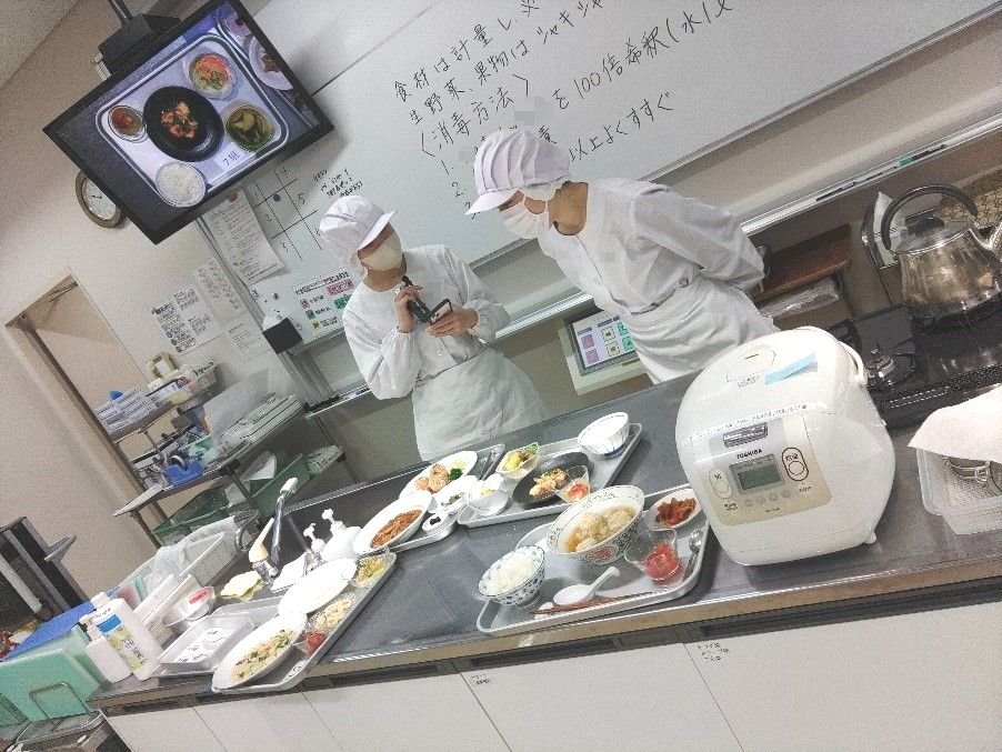 女子栄養大学　調理実習用白衣　4点フルセット hq720.jpg?sqp=-