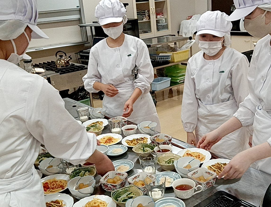 20240627①腎臓調理実習.jpg