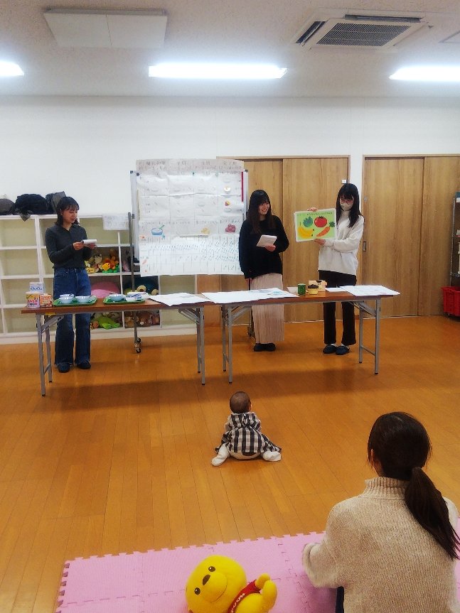 20241116④特等席で赤ちゃんも聴講？.JPG