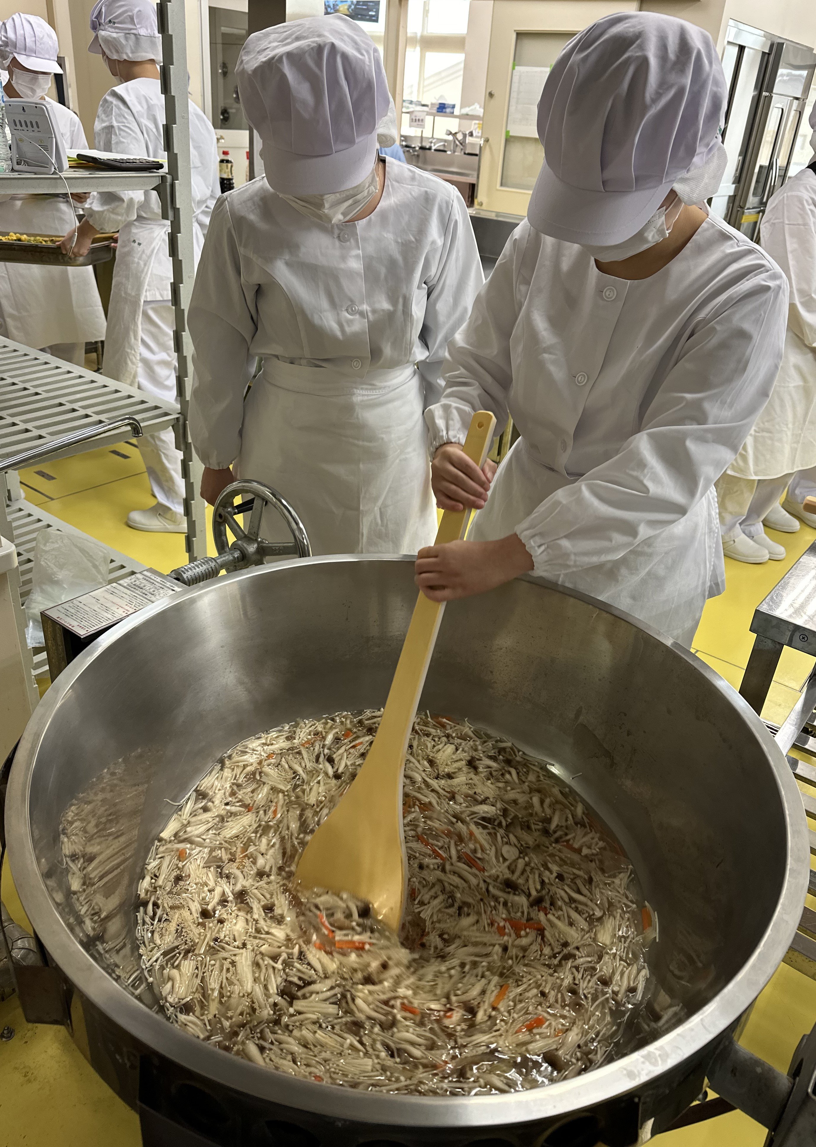 20241120給食3.JPG
