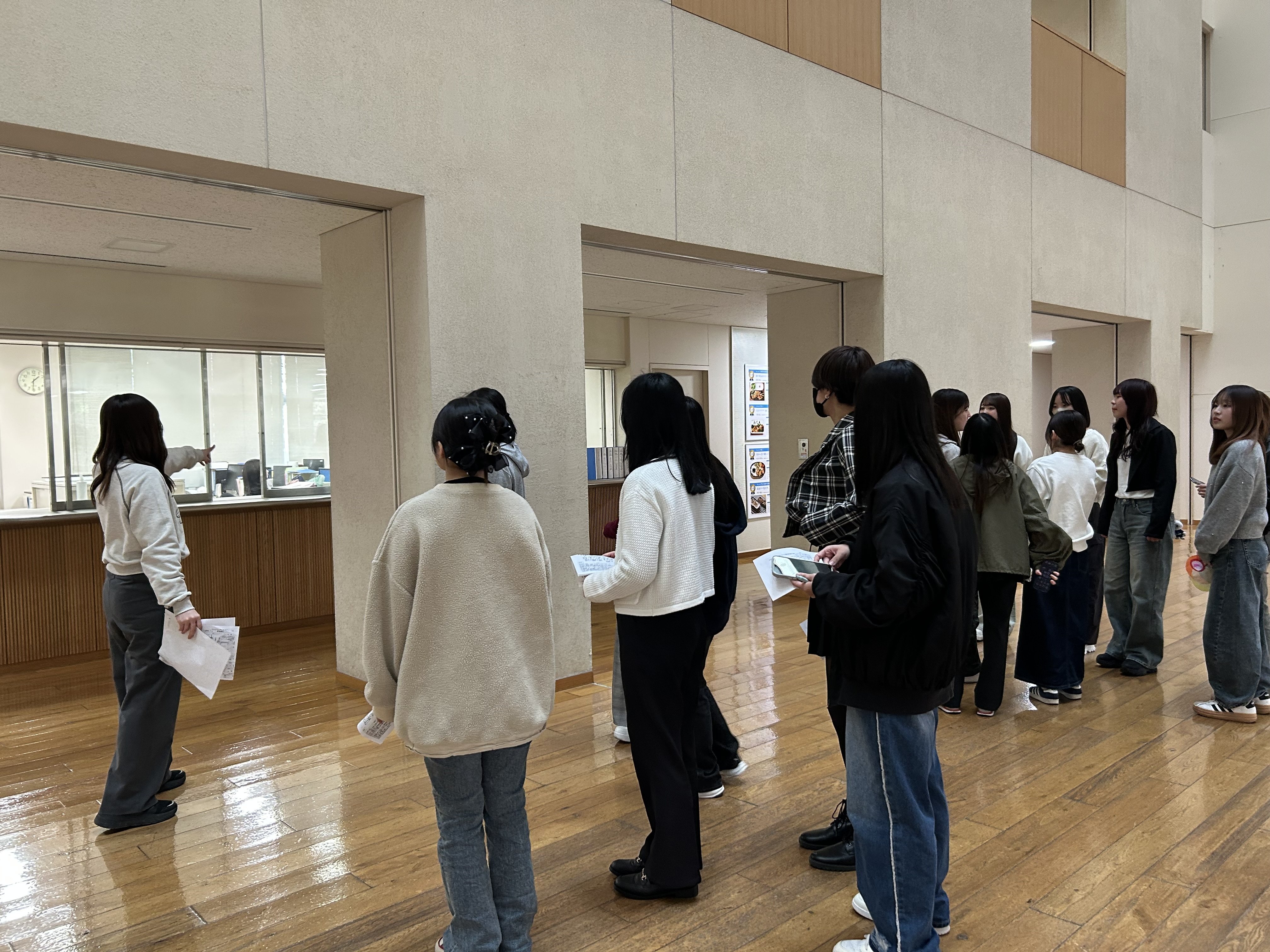 20250408_3校内ツアーの様子.jpeg