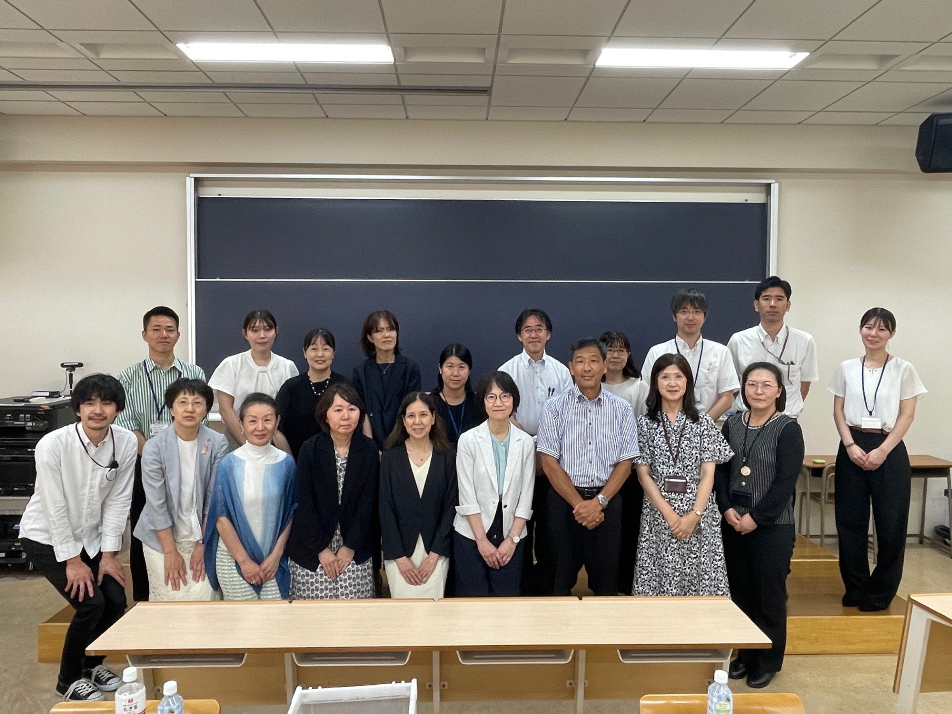 250731 R7家庭科研究会視察研修会.jpeg