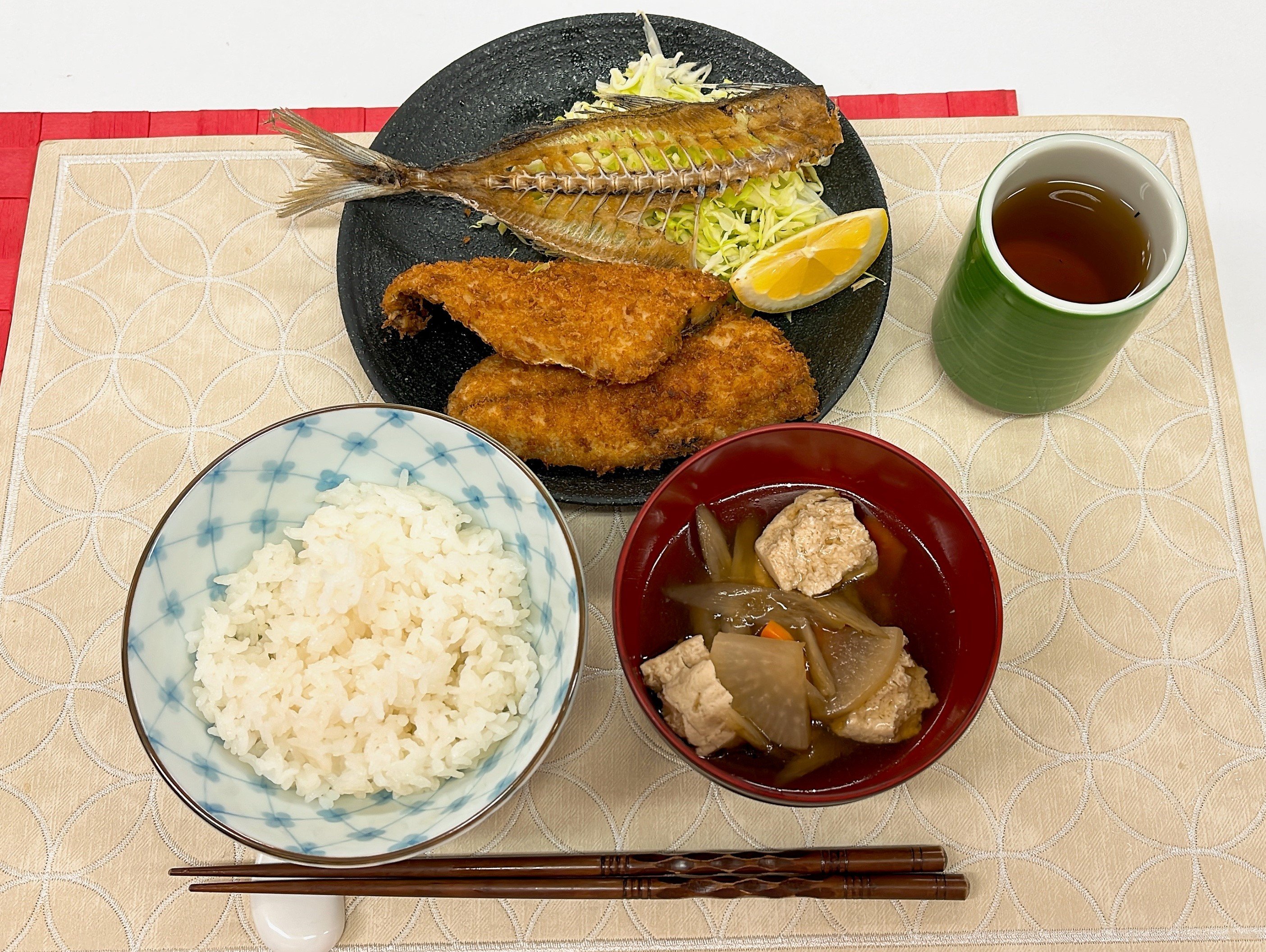 4.はい、召し上がれ.jpg